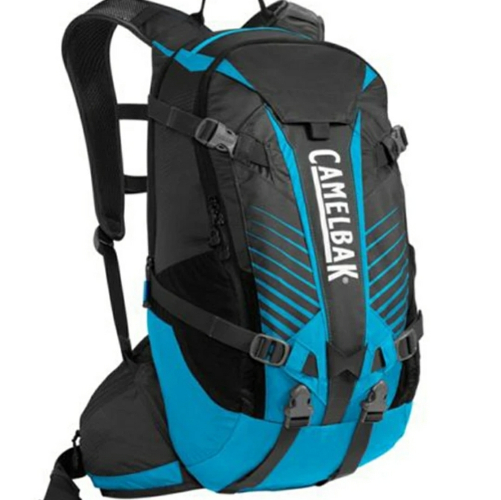 Camelbak K.U.D.U 18 hydration backpack - Picture 2 of 6